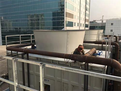 工業冷卻塔的工作過程(工業冷卻塔構造)