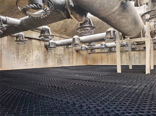 閉式冷卻塔的性能特點(diǎn)及工作步驟(閉式